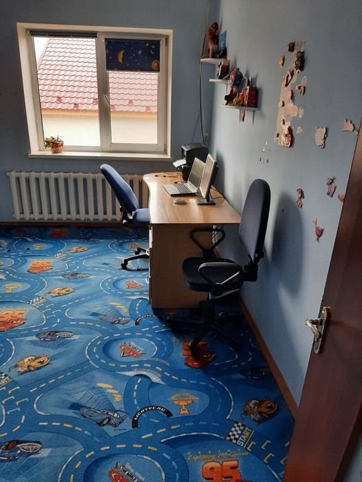 Оренда частини будинка в Хусті.