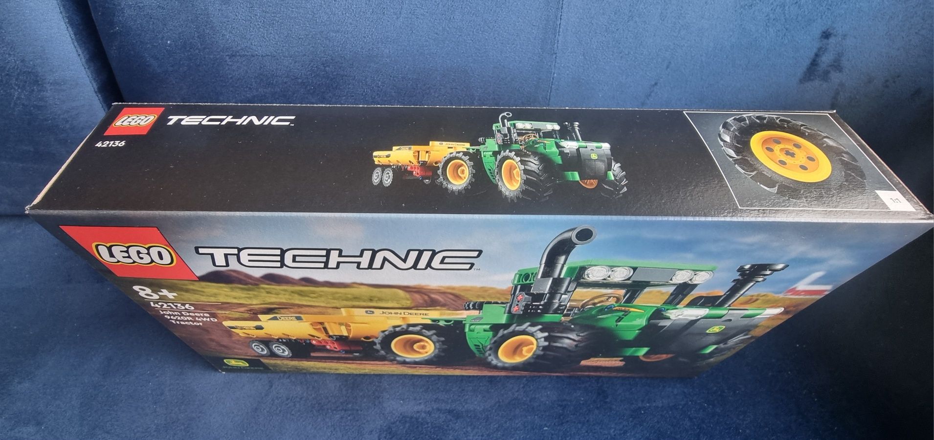 Lego 42136 John Deere traktor z przyczepką