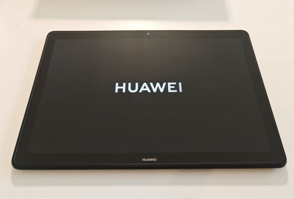 HUAWEI MediaPad T5 czarny, 2GB/16GB, stan idealny. Okazja.