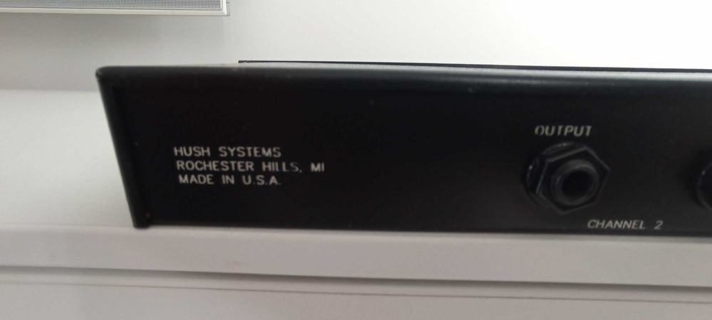 Bramka szumów HUSH Systems II CX Noise Reduction System
