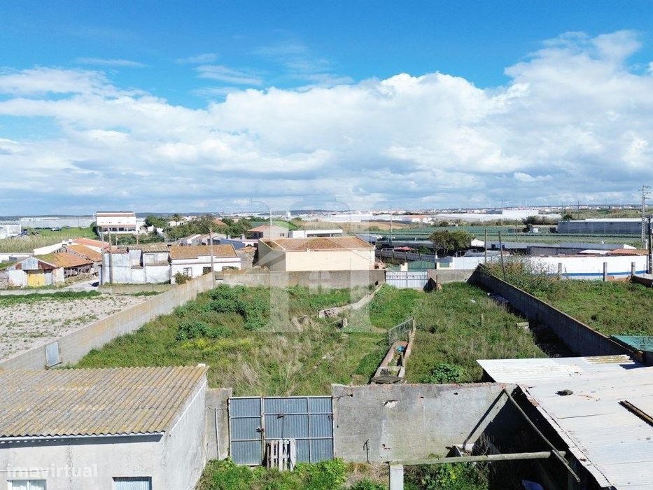 Armazém em Atouguia da Baleia, Peniche