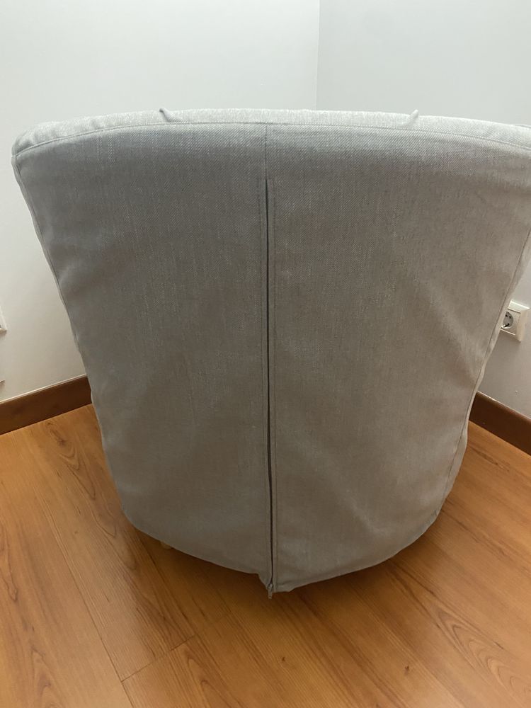 Cadeirão ikea cinzento semi novo