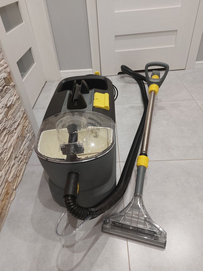 Wynajem Odkurzacz piorący Karcher Puzzi 10/1 Profesional