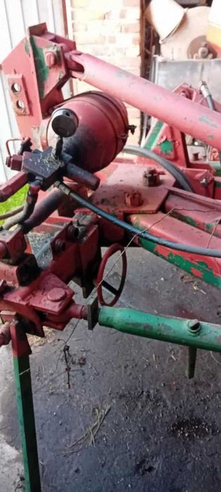 Pług zagonowy cztero skibowy