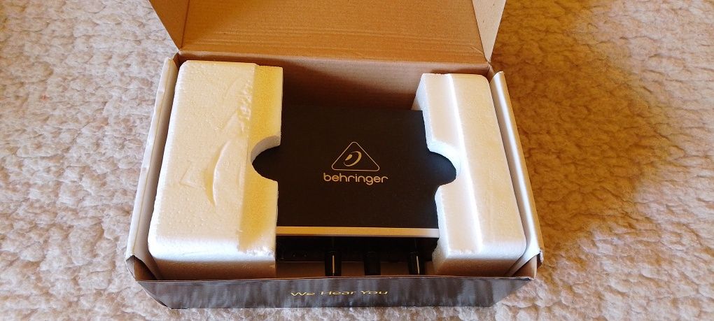 Interfejs audio Behringer u-phoria umc-22