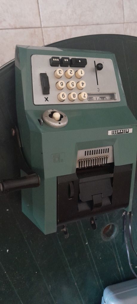 Antiguidade maq. Olivetti