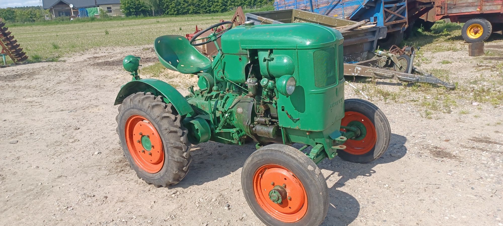 Traktor Ferguson tea 20
