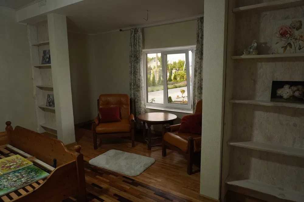 ШАЦЬК о.СВІТЯЗЬ Будинок оренда, є чан, спортивна риболовля на 2-3сім*ї