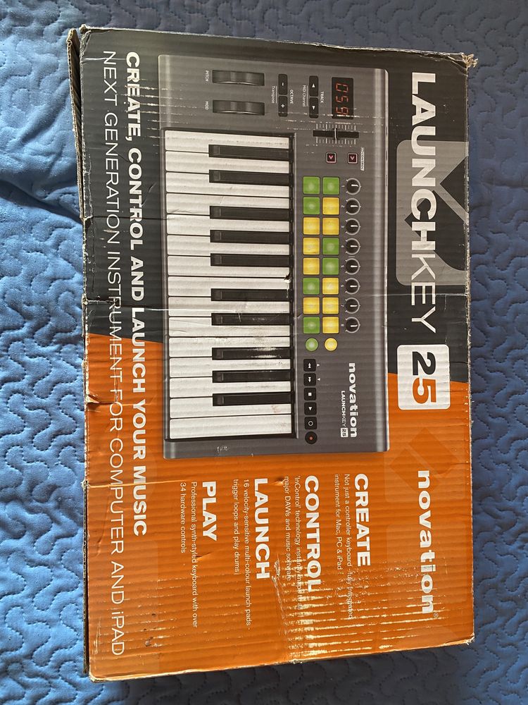 Novation Launchkey25