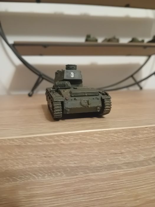 Żywiczny model 1/72 Neubaufahrzeug