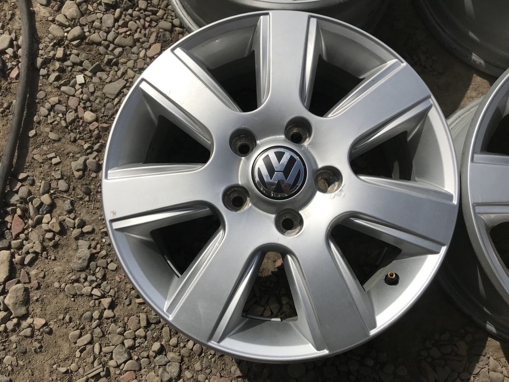 Original volkswagen amarok California T5 T6 R16 5x120