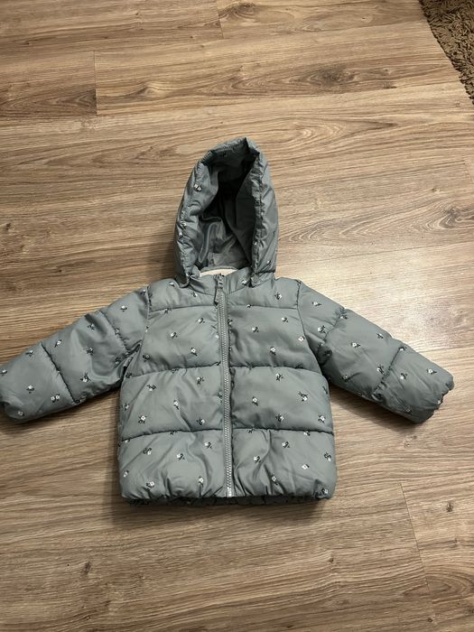 Zimowa kurtka dla dzieczynki 80 HM
