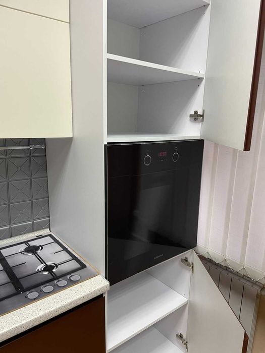 Кухня виставковий взірець 2400мм МДФ фарбований, фурнітура Blume