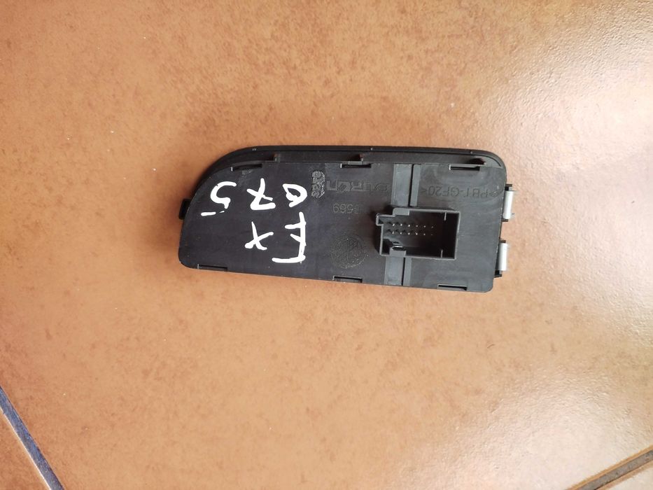 Módulo de Luzes Alfa Romeo Mito 955