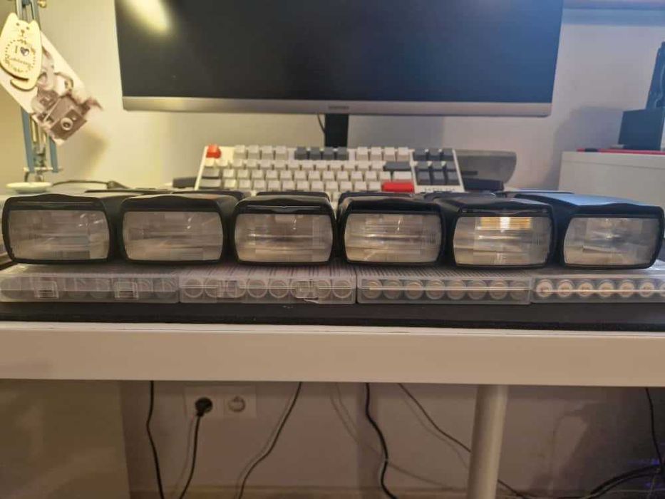 Quadralite Stroboss 60 , Ładowarka everActive , Akumulatory LADDA