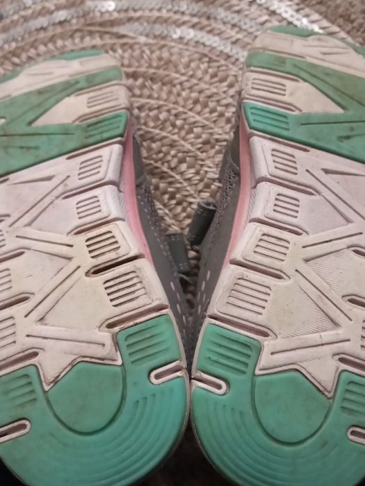 Buty sportowe Beko rozmiar 32