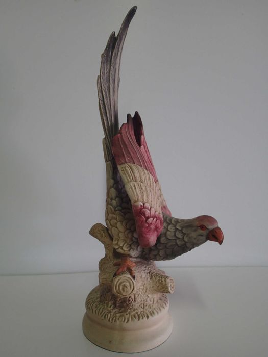 Papagaio em cerâmica, MAGROU