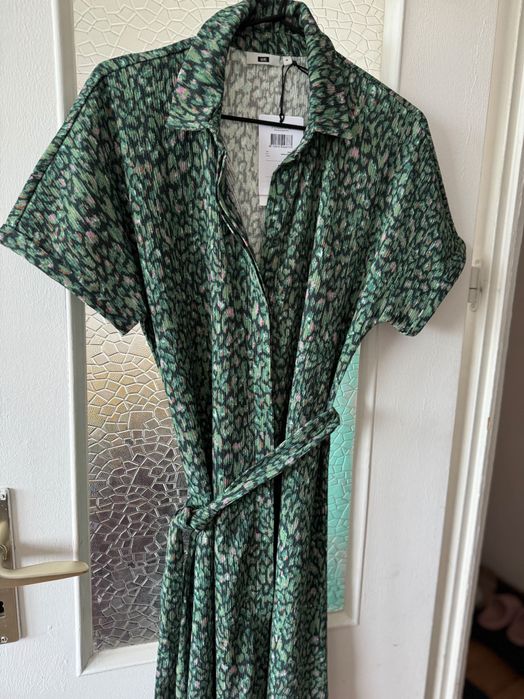 Нова яскраво-зелена сукня WE — розмір M/L