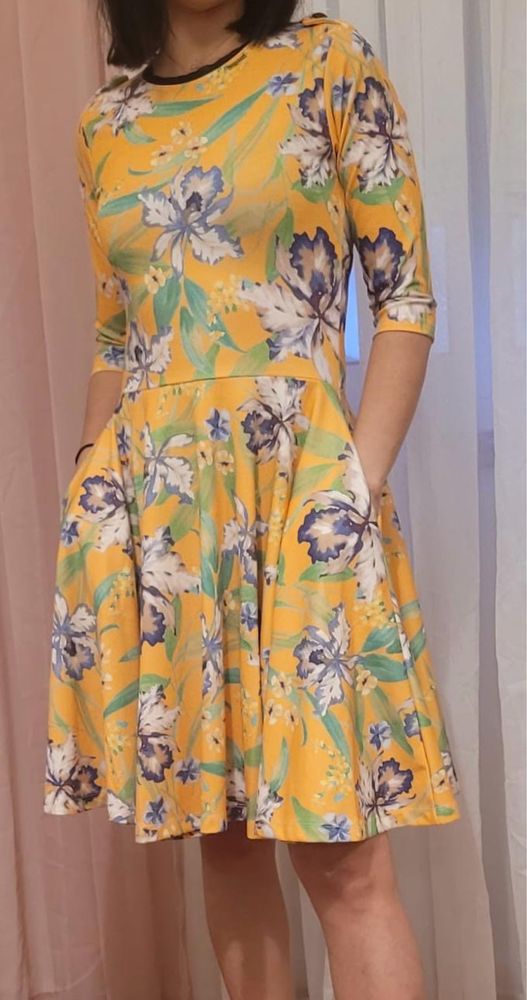 Vestido com Estampa de flor