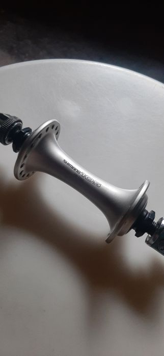 Piasta przód shimano 105
