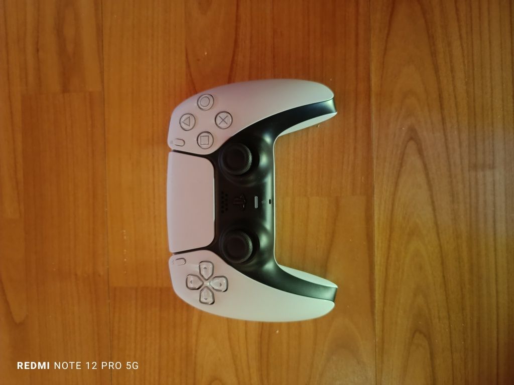 Ps5 Slim z napędem + 11 gier