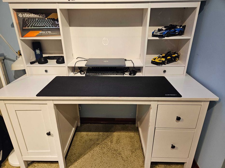 Biurko z nadstawką Ikea Hemnes