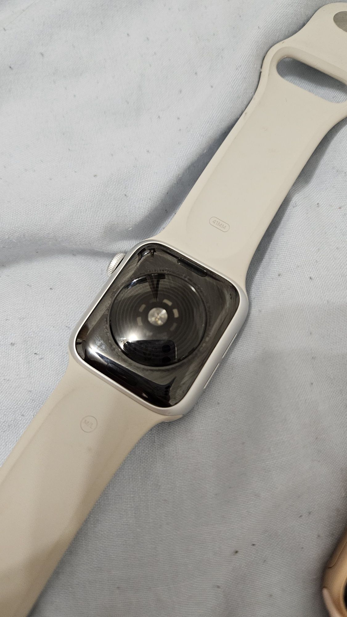 Apple Watch SE на запчастини