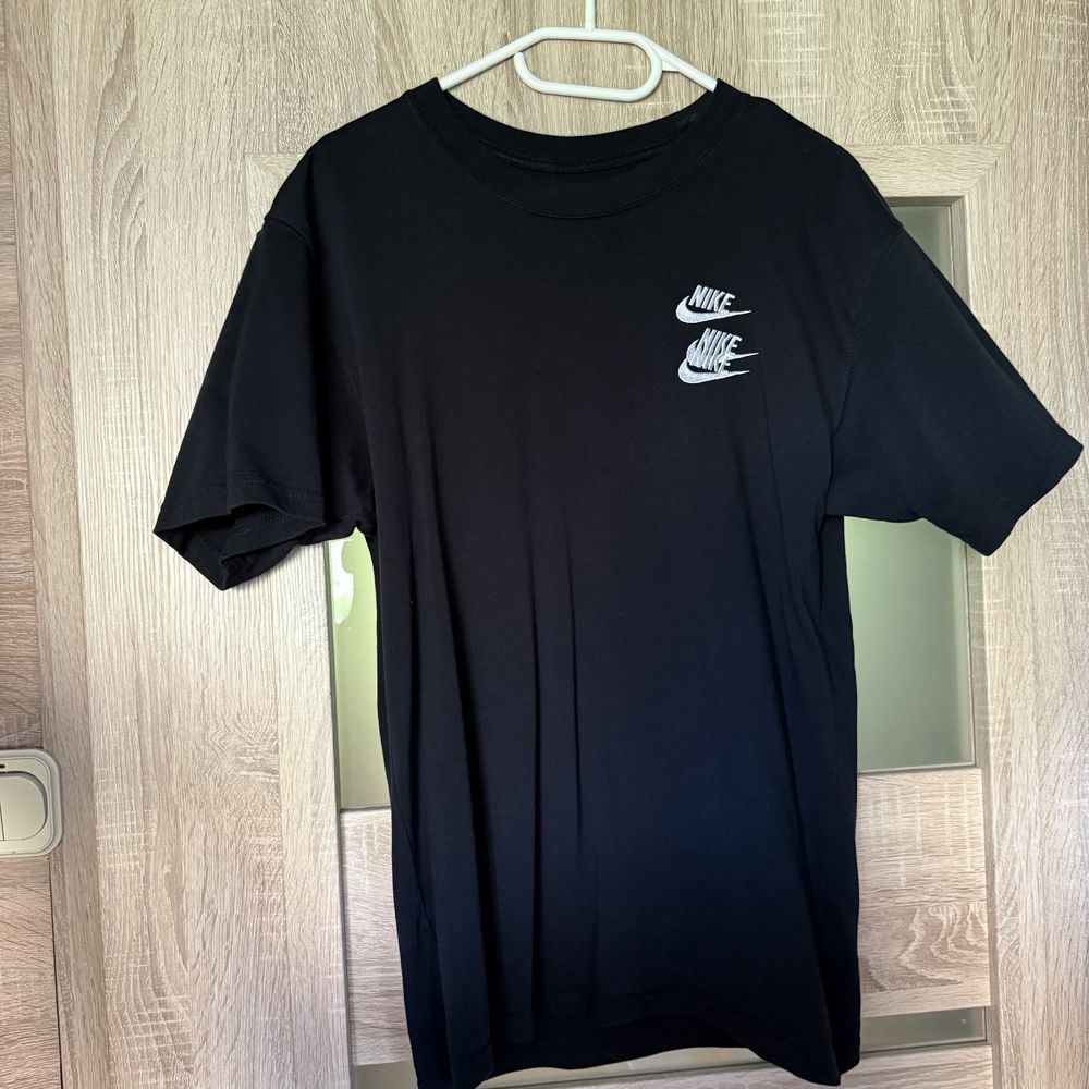 Koszulka Nike, rozmiar XS, oversize