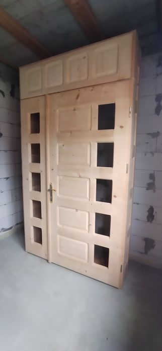 Продам двері смерекові