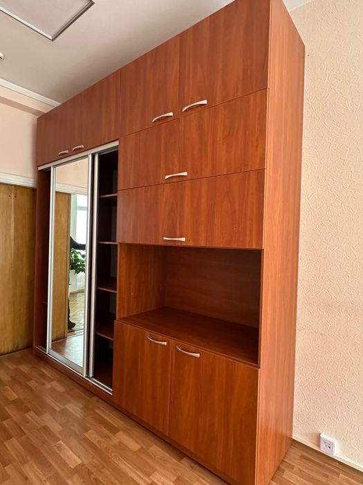 Шафа купе  в ідеальному стані
