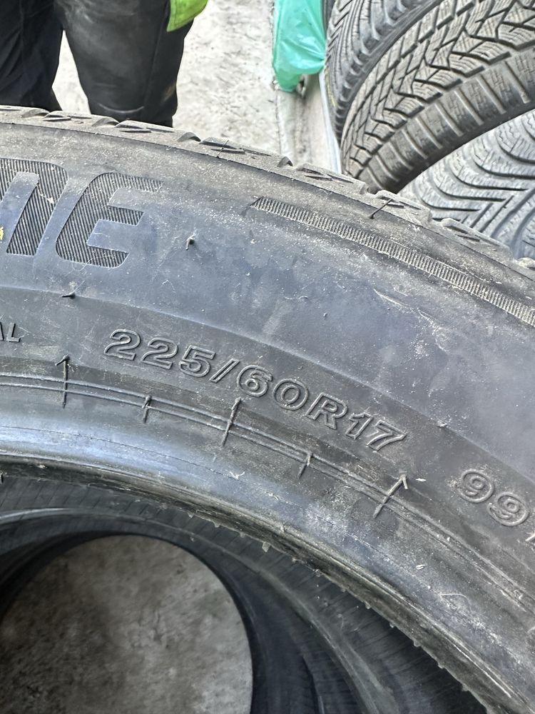 Komplet Bridgestone Turanza 225/60r17 99y