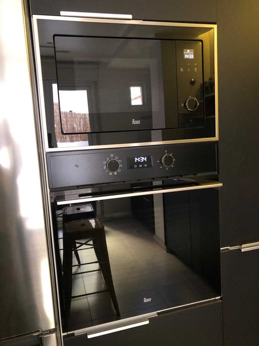 microondas e forno de encastre TEKA