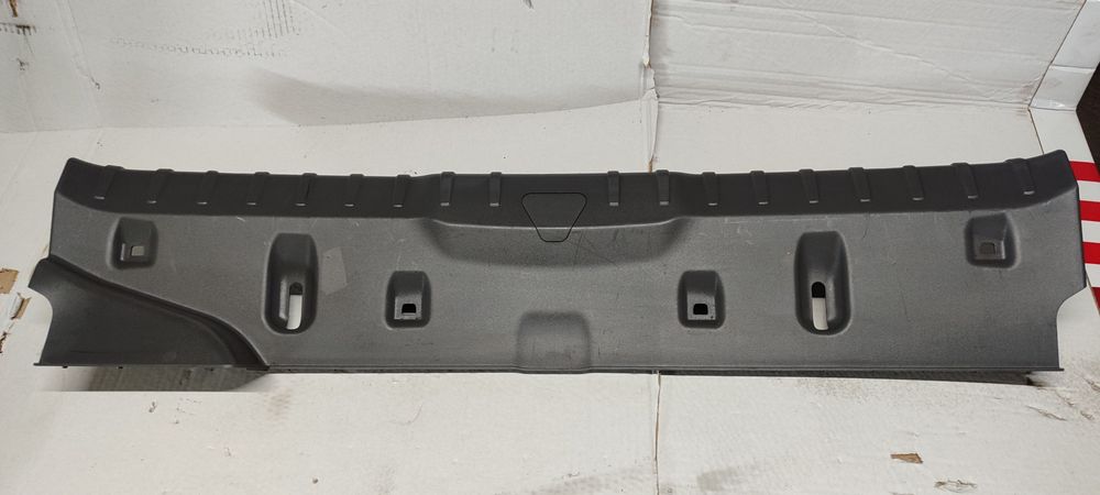 Osłona pasa bagażnika obudowa bagażnika