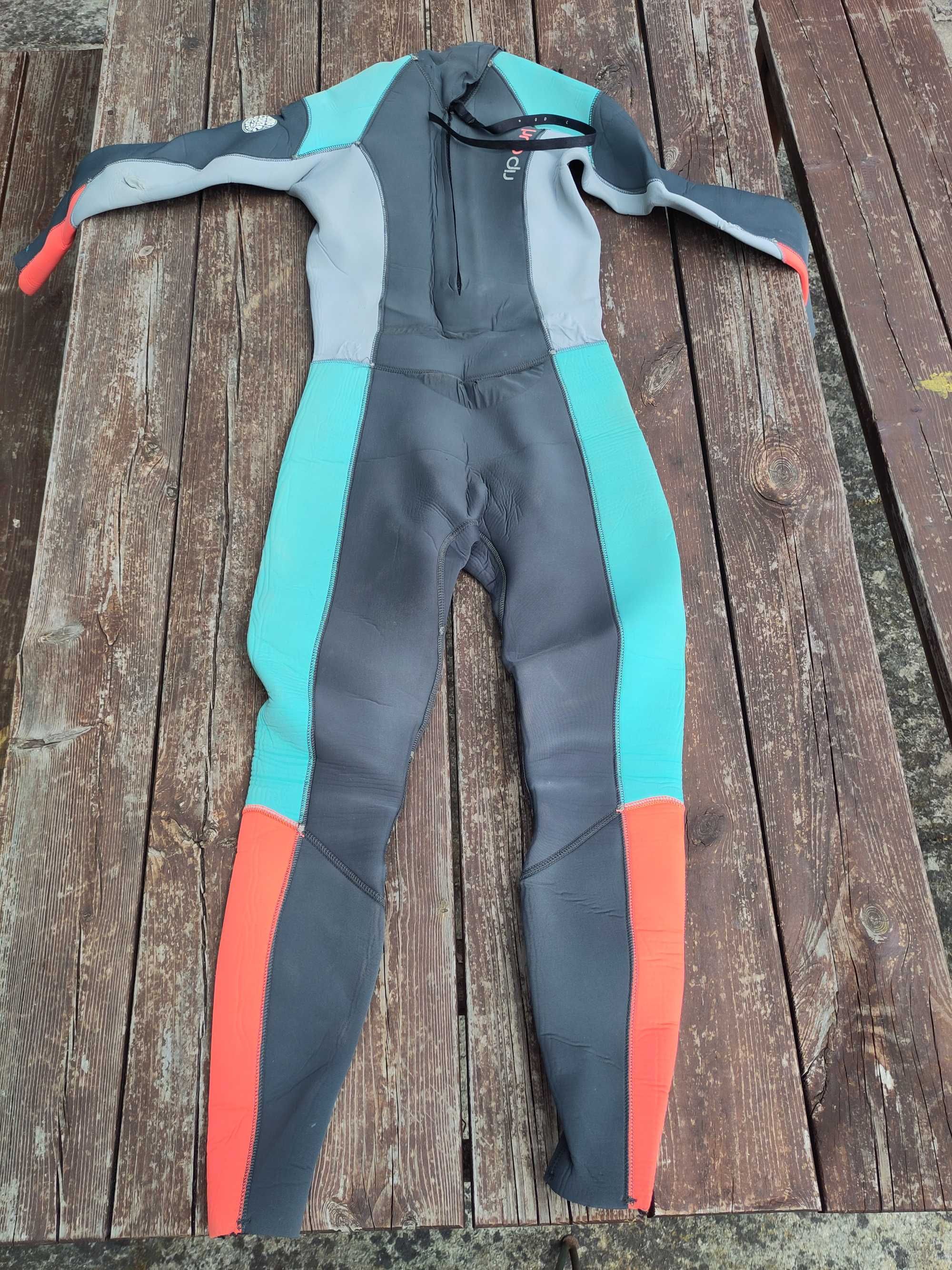 Fato de surf (Ripcurl), tamanho: 8, 4/3mm
