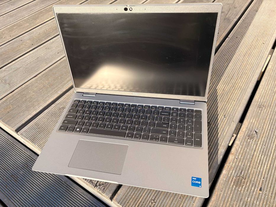 Dell Latitude 5520 i5-1145G7 16GB 256SSD WiFi 6 LTE IR Cam