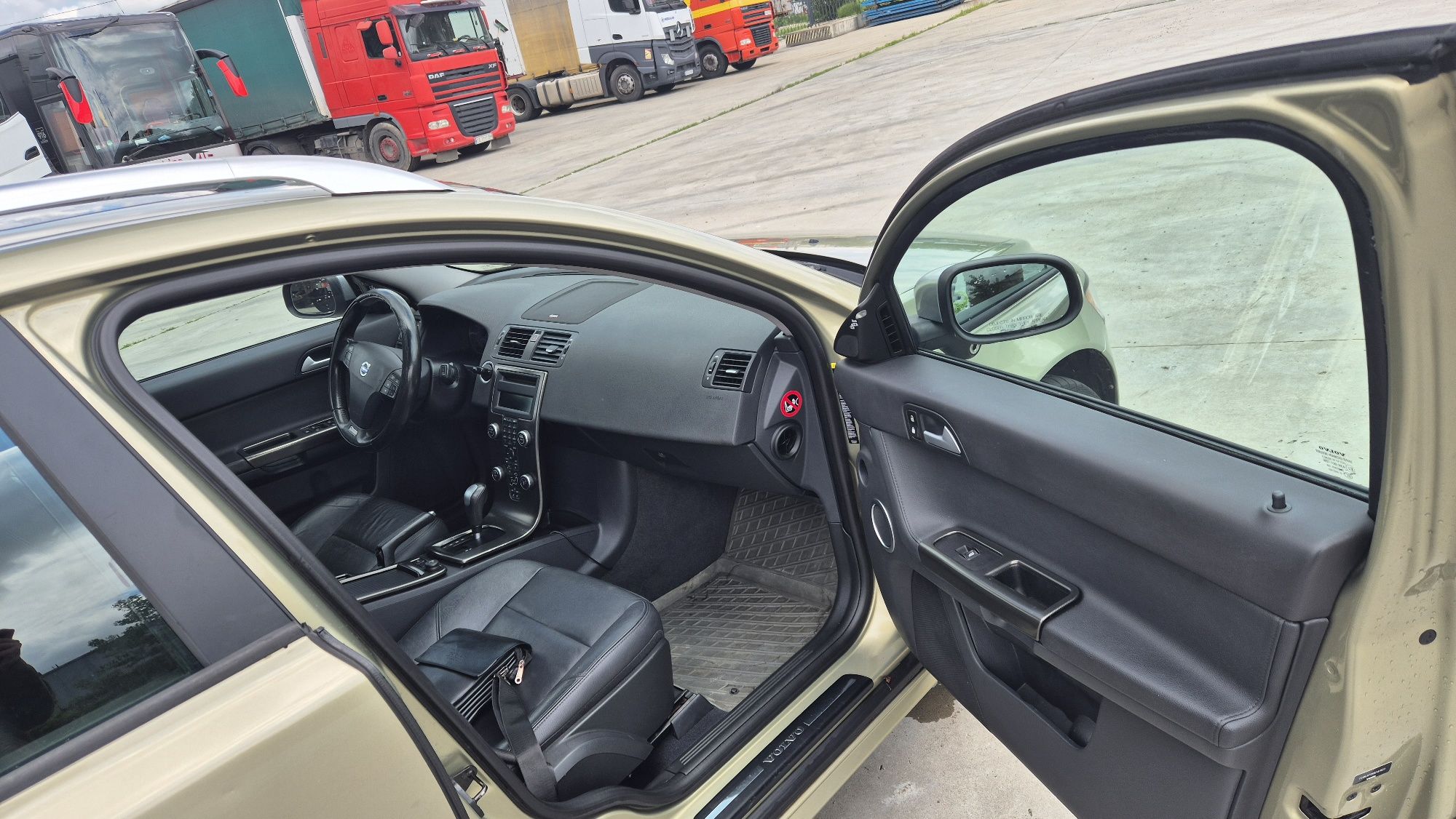 2008 Volvo V50 Т5 2.5 (230 к.с.) R-Design