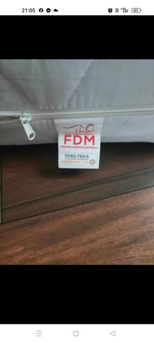 Łóżko drewniane z materacem 80x180