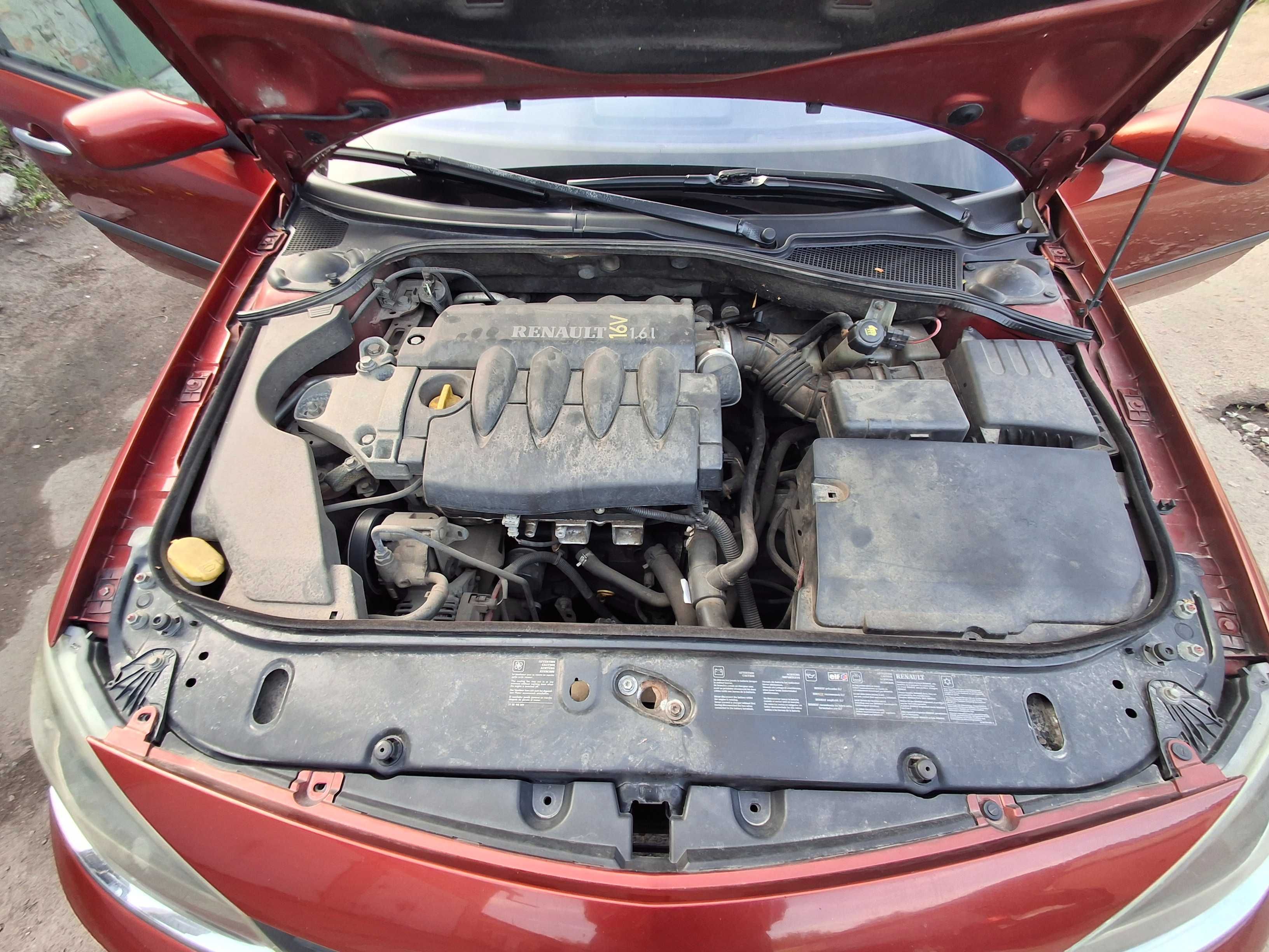 Renault Laguna II 2006 року 1.6 бензин універсал
