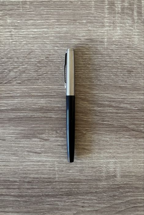 Оригінальна ручка перова Parker JOTTER Originals Black CT FP М