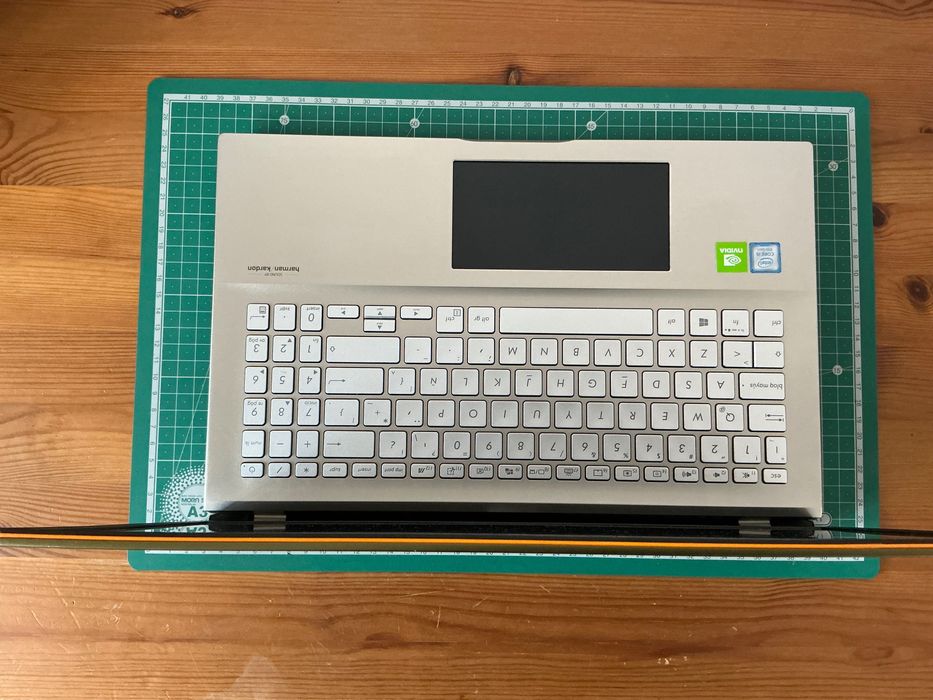 Asus vivobook x532fl_S532fl (2019)