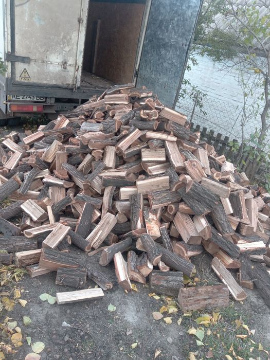 Дрова колотые сухие, есть фруктовые