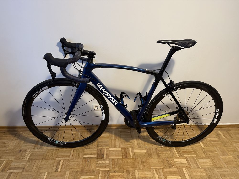 Rower szosowy VanRysel RCR road CF
