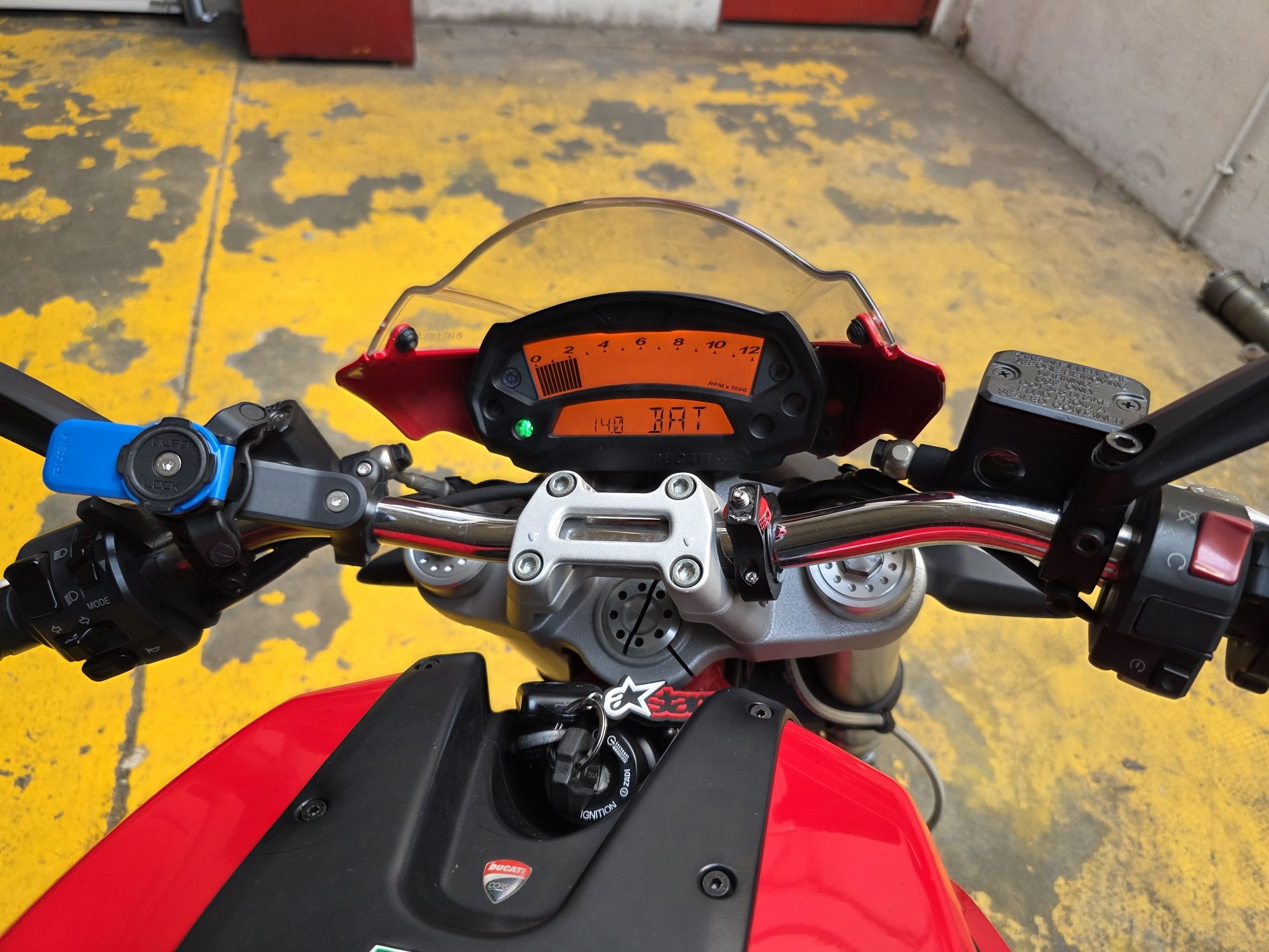 Ducati moster 696