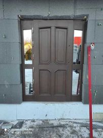 Drzwi drewniane frontowe na wymiar