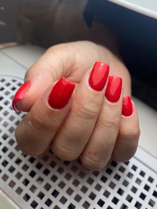 Unhas de gel (aplicaçao, manutencao , verniz gel)