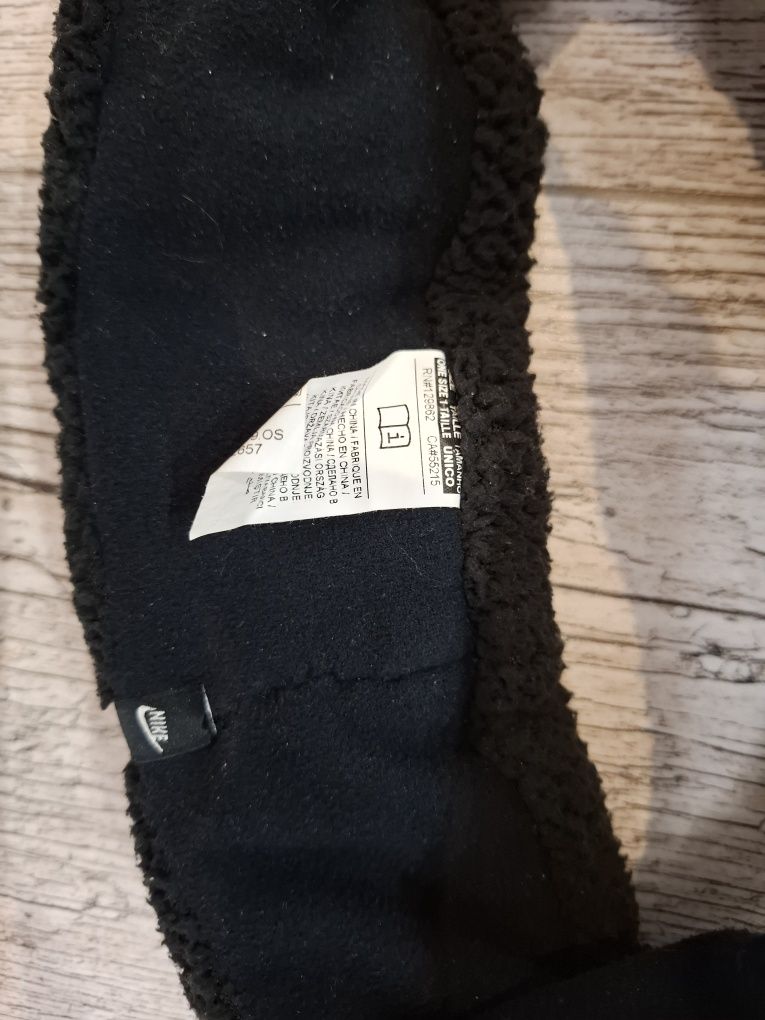 Флісова пов'зка Nike