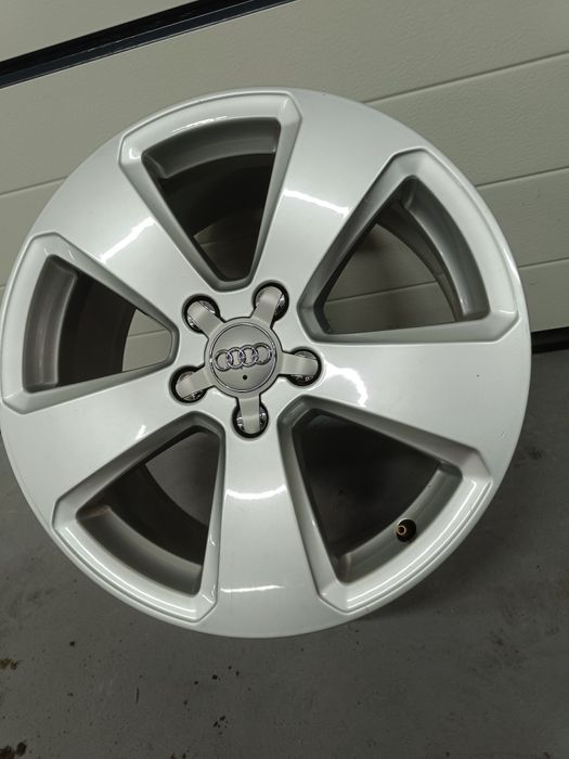 Alufelga 17" 5x112 8V0 Audi A3 8V pojedyncza