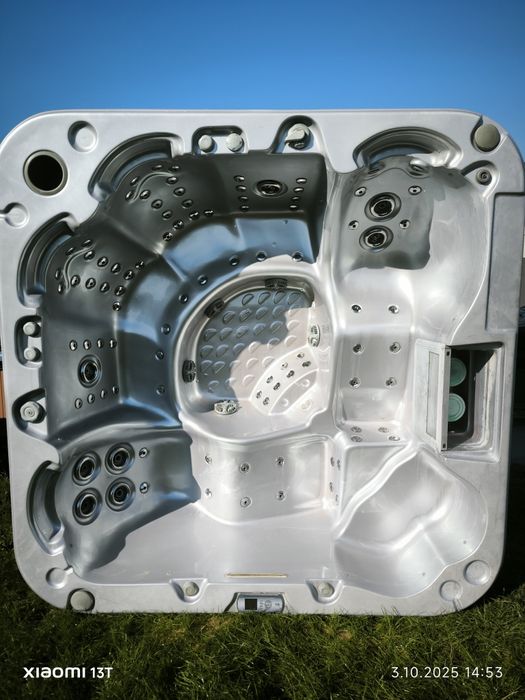 Jacuzzi ogrodowe Passion Mocne 4 pompy 2 lezanki