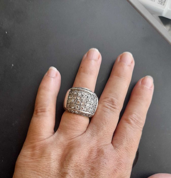 Potężny srebrny pierścionek plus kolczyki w cenie 90zł