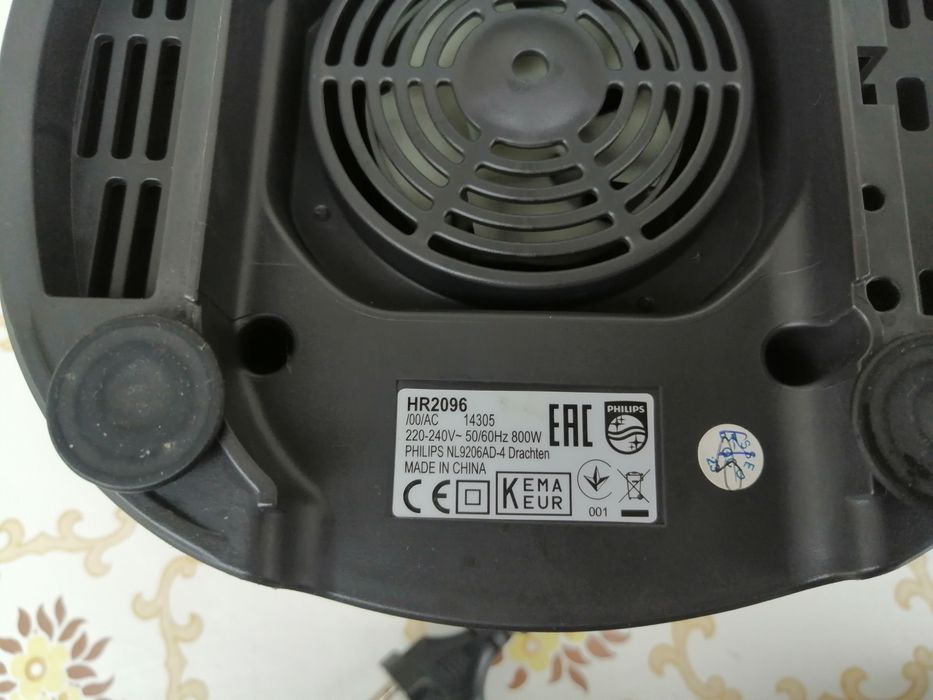 Продам блендер Philips